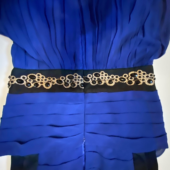 Adorable party dress in blue - Picture 6 of 6